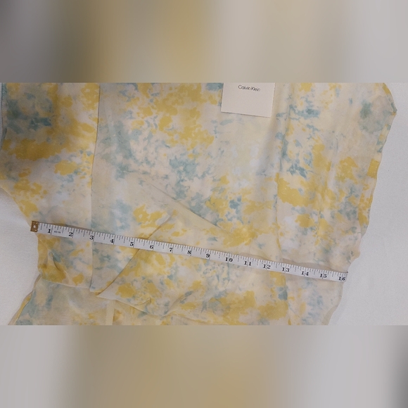 Calvin Klein Yellow and Gray Patterned Blouse - Picture 10 of 10